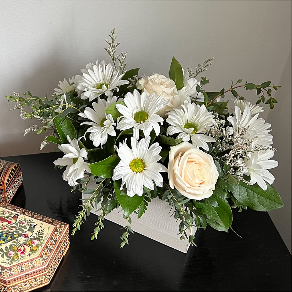 Fresh Linen Box Bouquet – B Floral, Coalville UT