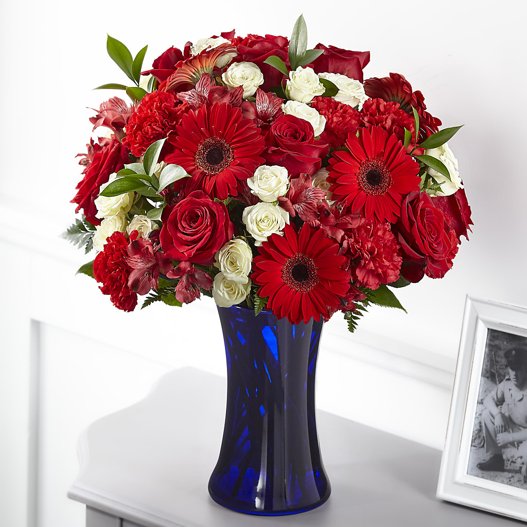 Hearts Embrace Bouquet – B Floral, Coalville UT