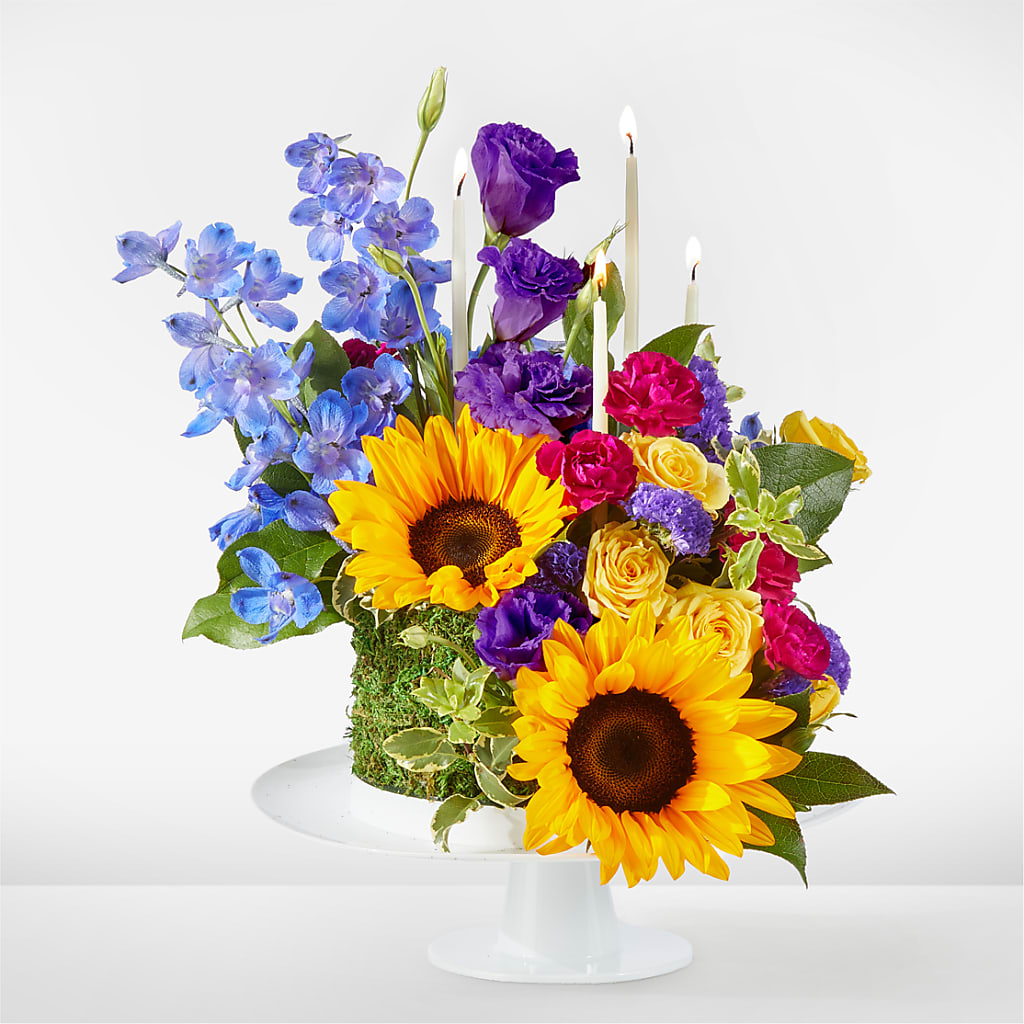 Star of the Day Floral Cake – B Floral, Coalville UT