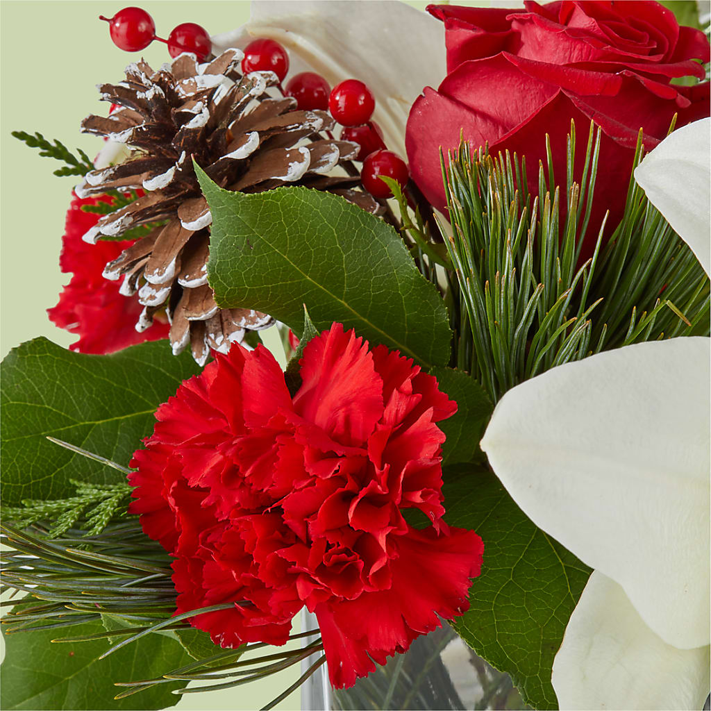 Glistening Icicles Bouquet –  B Floral, Coalville UT
